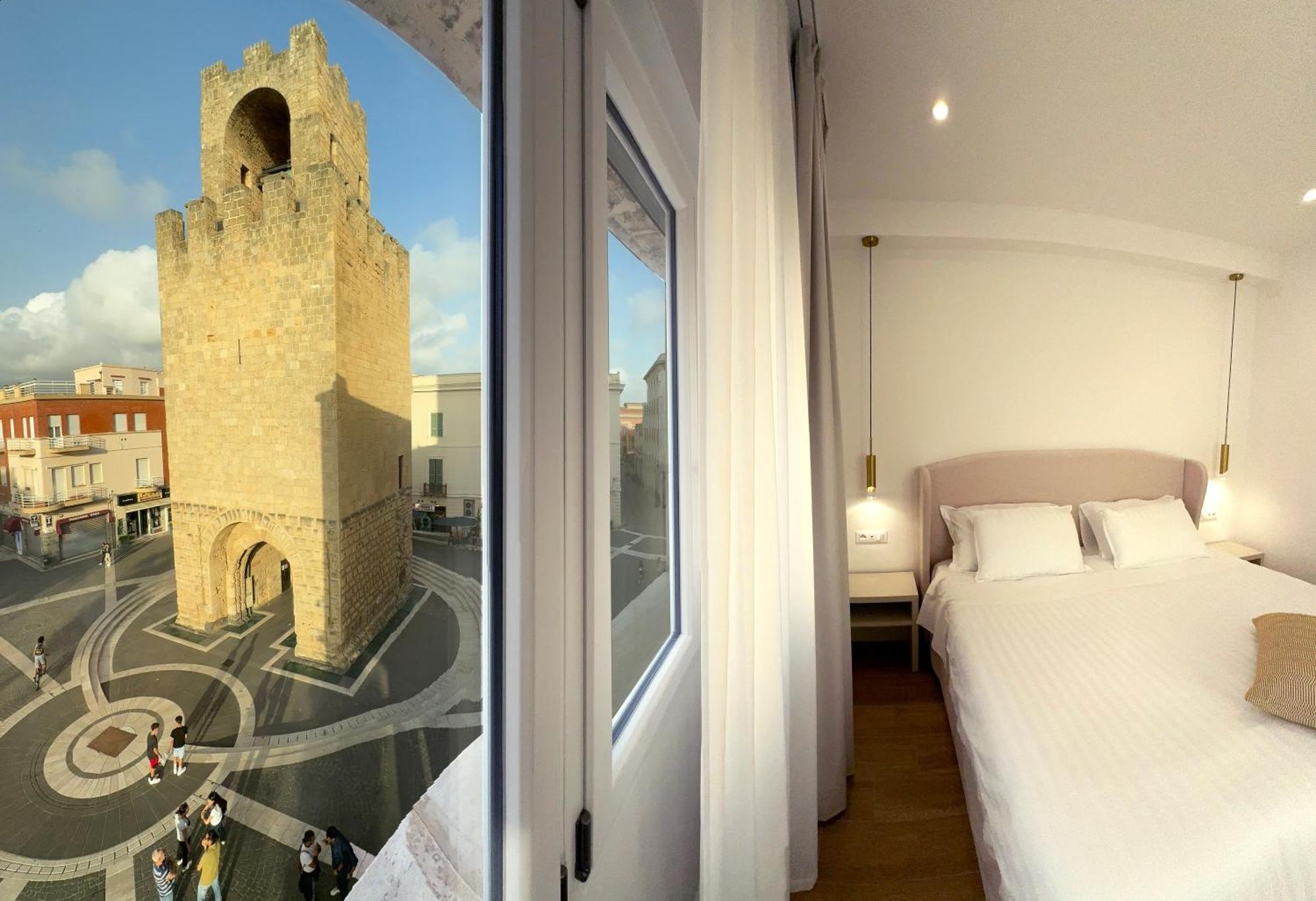 Feel Boutique Rooms Oristano Exterior photo